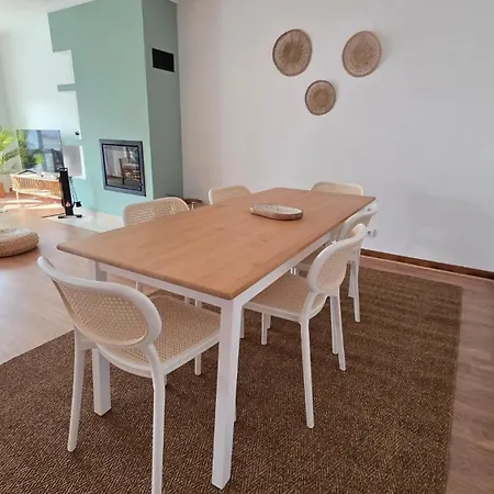 Maia Surf House - Baleal アパート *