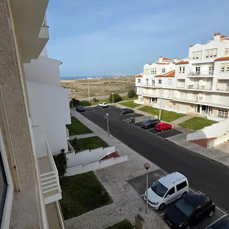 Maia Surf House - Baleal アパート *