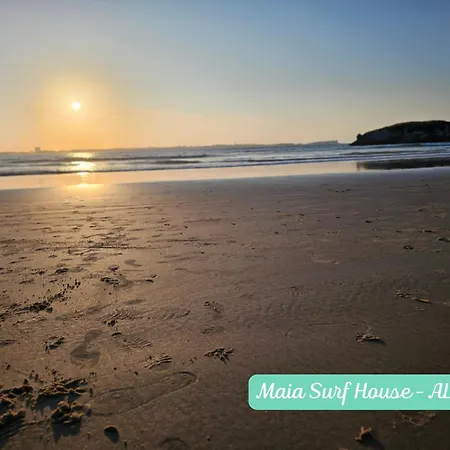Maia Surf House - Baleal フェレル
