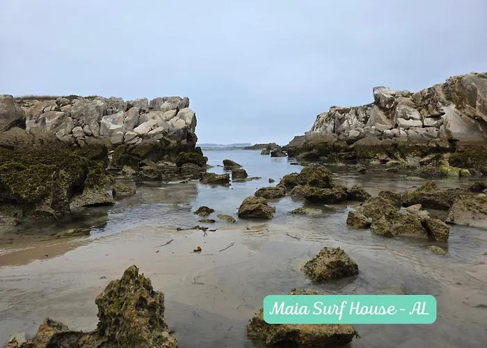 Maia Surf House - Al 아파트 *